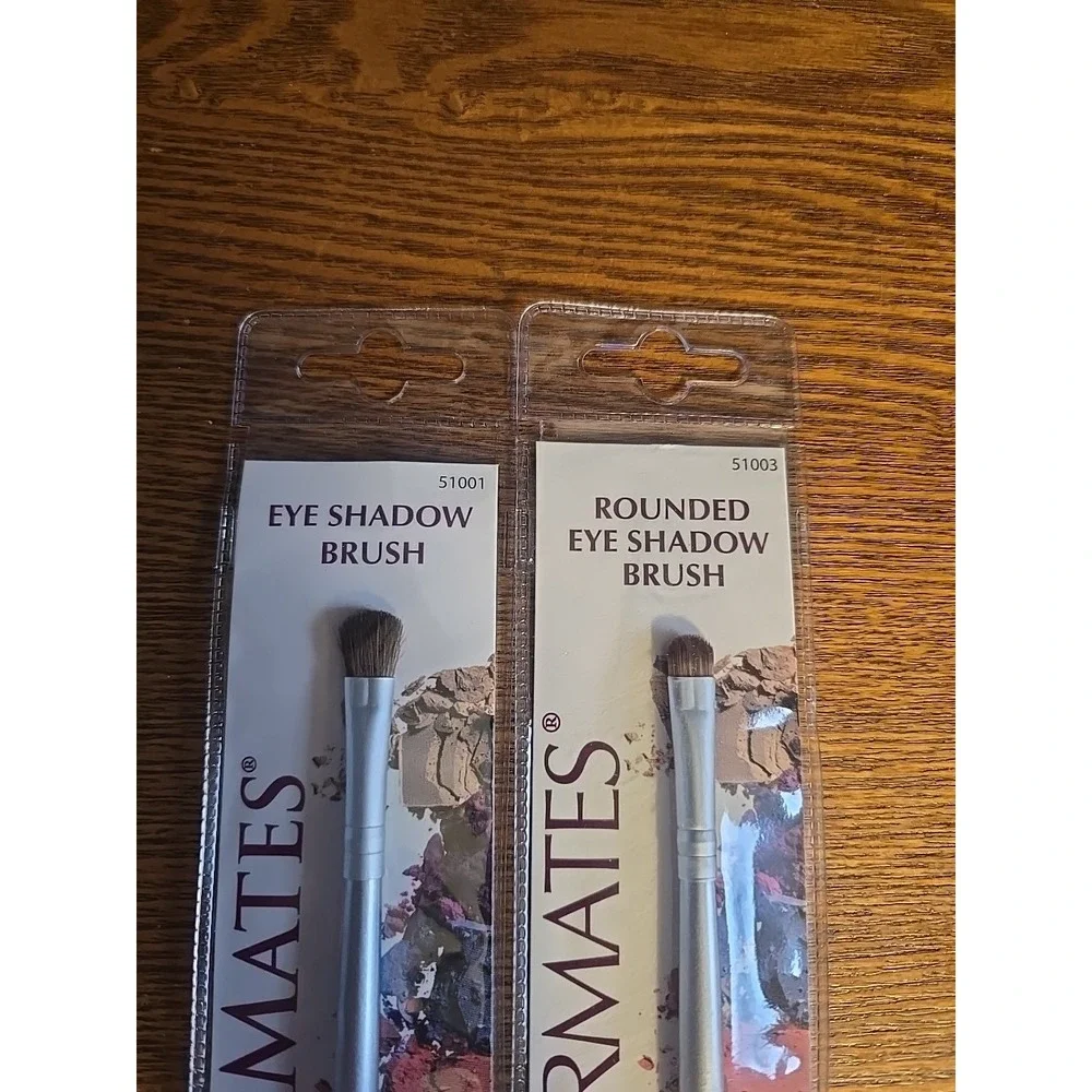 2- COLORMATES Rounded Eye Shadow Brush #51003 & Eye Shadow‎ Brush 51001